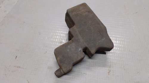 Vedante Traseiro Esquerdo Capo Gm Onix   23825