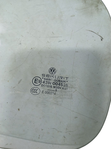 Vidro Fixo Traseiro Esquerdo Vw Golf 2000 (ap) Cxf 88