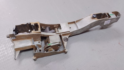 Suporte Maçaneta Traseira Esquerda Citroen C4   24044