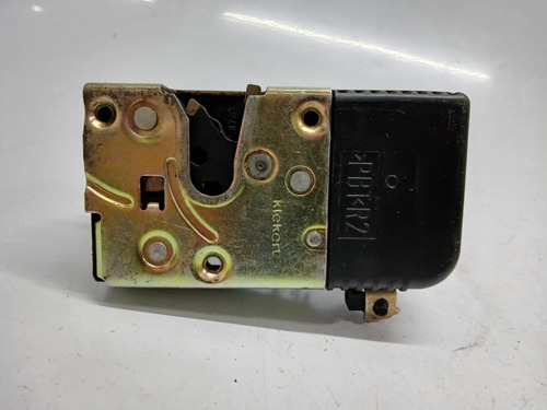 Fechadura Da Porta Dianteira Direita Peugeot 206 1999 A 2003