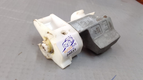 Suporte Maçaneta Esquerda Peugeot 208 Citroen C3/c4    24031