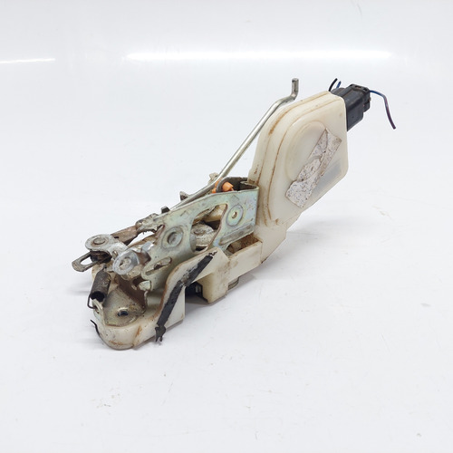 Fechadura Dianteira Esquerda Pajero Sport / L200 2005 A 2011