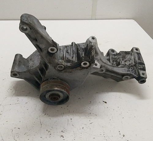 Suporte Bomba Hidráulica Renault Scenic 2.0 8v 7700872259