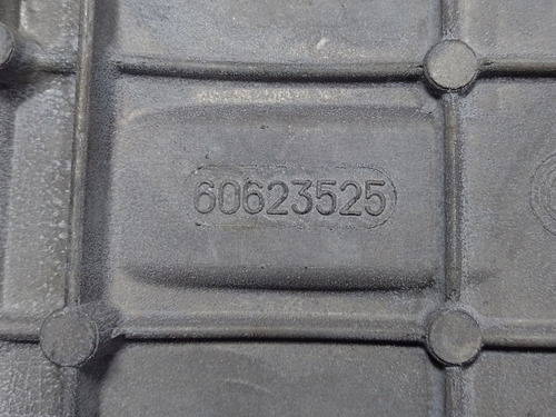 Tampa Do Motor Fiat Marea Brava 1.8 16v Hgt Pn: 60623525