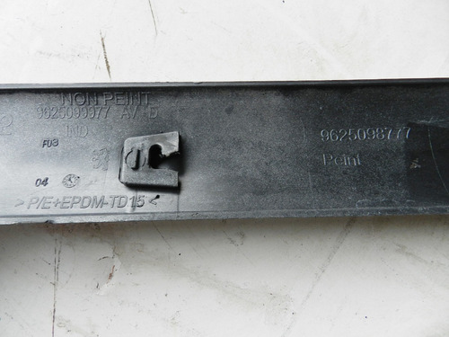 Friso Porta Dianteira Direita Peugeot 206 99/07 9625099977