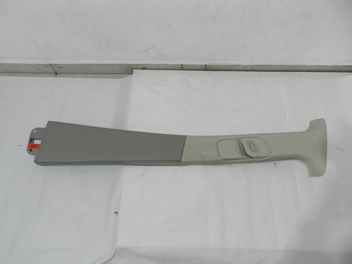 Moldura Acabamento Coluna Meio Lado Esquerdo Gm Zafira 01/12