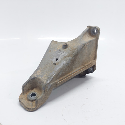 Suporte Do Coxim Direito Motor Tracker 2.0 Gasol 2003 A 2009