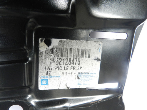 Recorte Folha Lateral Esquerda Gm Celta 2p 07/16 52128475