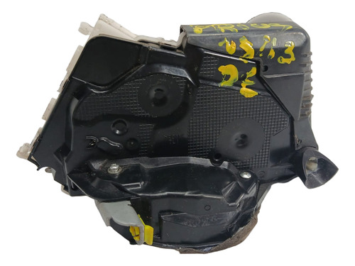 Fechadura Porta Dianteira Esquerda Toyota Prius 2012 A 2021