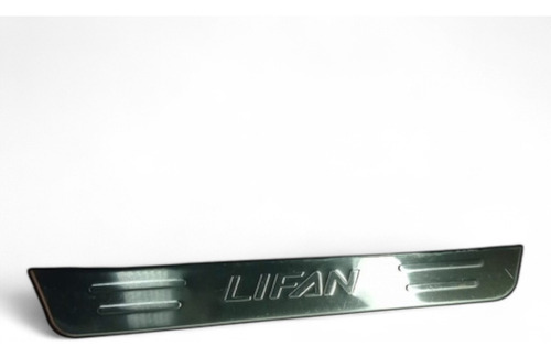 Soleira Interna Dianteira Lado Direito Lifan X60 2015