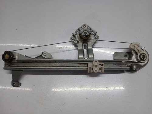 Maquina Vidro Manual Traseira Direita Gm Celta 2001 A 2006