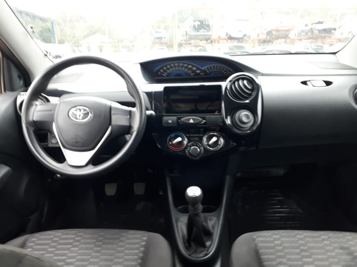 Ty Etios Sedan 1.5 96cvs Flex 2016 Vendido Em Peças Rs Cai
