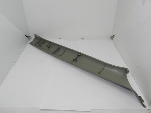 Acabamento Coluna Cinto Le Renault Sandero 2009 8200529802