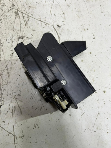Fechadura Porta Dianteira Direita Renault Sandero 2016 2021