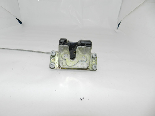 Fechadura Tampa Traseira Gm Zafira 01/12 90563999