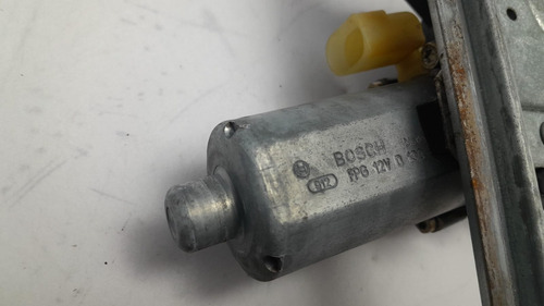 Máquina Vidro Elétrica Traseira Esquerda Zafira 2001 A 2012