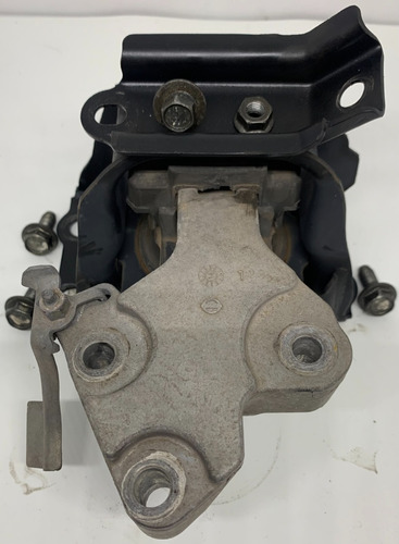 Suporte Coxim Lado Direito Nissan March 1.0 Ac 4cc Ano 14/20