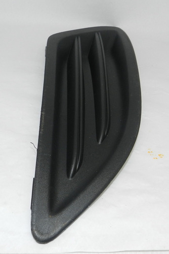 Moldura Farol Milha Lado Direito Ford New Fiesta 2014 A 2017