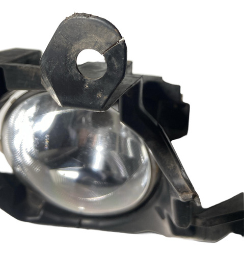 Par Farol Milha Toyota Rav4 2015 (detalhe Em Um Deles)