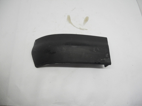 Moldura Parachoque Traseira Direita Gm Zafira 93352084