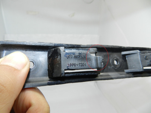 Par Guia Para-choque Dianteiro Gol Parati G3 99/05 C Detalhe