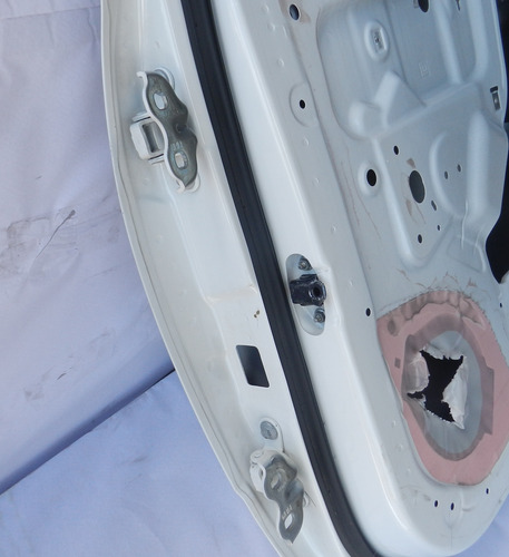 Porta Traseira Direita Cobalt 12/20 Detalhes Leia Descrição