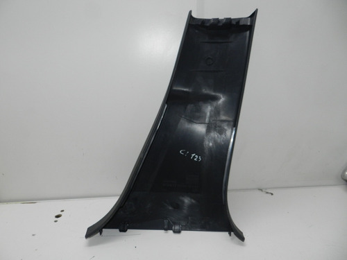 Acabamento Coluna Esquerda Renault Megane 2006 2007 A 2012