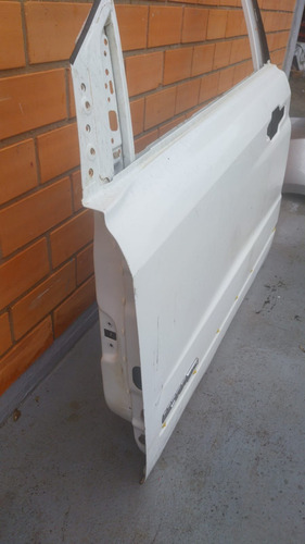 Porta Diant Esq Ssangyong Actyon Kyron 2009/2014 Detalhe