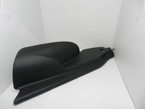 Moldura Lateral Banco Tras Lad Esq Vw Gol G5 G6 G7 5u6867765