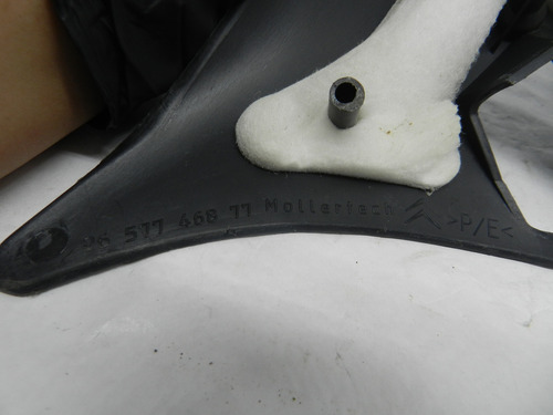 Acabamento Lateral Console Lado Direito Citroen C3 03/12