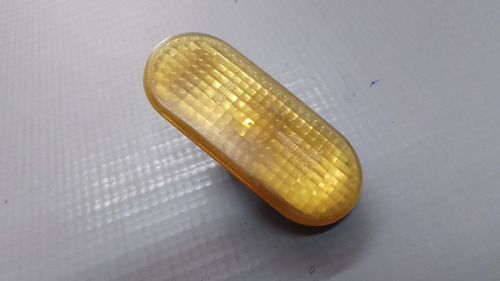 Pisca Paralama Vw Passat 1997 1998 A 2004    23965