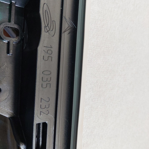 Cortina Para Sol Porta Traseira Direita Bmw 528i 2011 A 2016