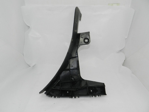 Guia Para-choque Traseiro Direito Audi A3 97/06 C/ Detalhe