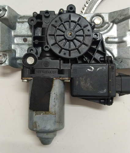 Máquina Vidro Dianteira Direita Gm Corsa 1994/2002 90520192