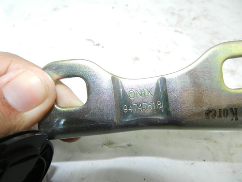 Dobradiça Capô Lado Esquerdo Gm Onix Prisma 13/19 94747618
