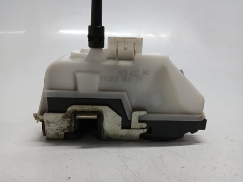 Fechadura Da Porta Dianteira Direita Citroen C3 2003 A 2012
