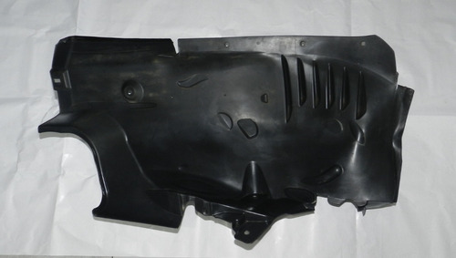 Para-barro Dianteiro Ld Mercedes C180 C200 10/16 Detalhe