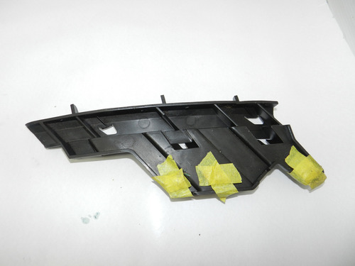 Guia Suporte Inferior Farol Esquerdo Cruze 12/16 Com Detalhe