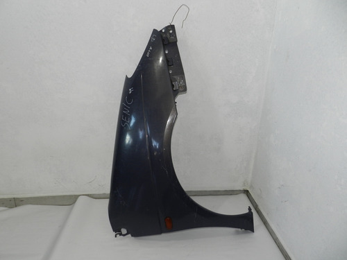 Para-lama Direito Scenic Megane Rt 1999 A 2006 Com Detalhe
