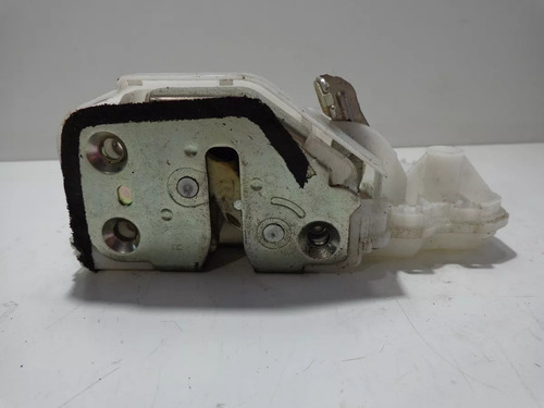 Fechadura Da Porta Dianteira Direita Honda Civic 2007 A 2011