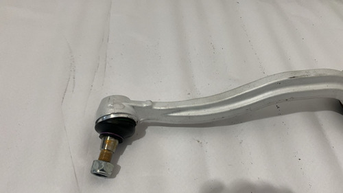 Braço Superior Suspensão Dianteira Esquerda C180k 00/06 Usad