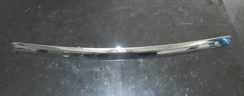 Moldura Superior Grade Radiador Ford Focus 2012 8m518666bd