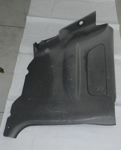 Forro Lateral Traseiro Esquerdo Gm Celta 2001 A 2006 2portas