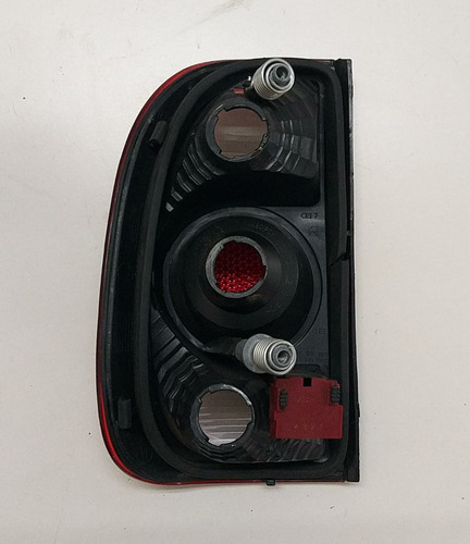Lanterna Traseira Direita Vw Saveiro G4 2006/ 2011 5w7945096