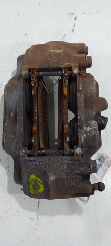 Pinça Freio D.d Toyota Hilux 2005/11 (r)