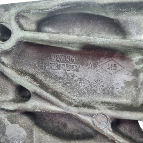 Suporte Tampa Lateral Motor Renault Clio 1.6 16v Pn: 027196
