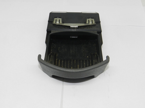 Cinzeiro Painel Citroen Xsara Picasso 2001 A 2008 9635581577