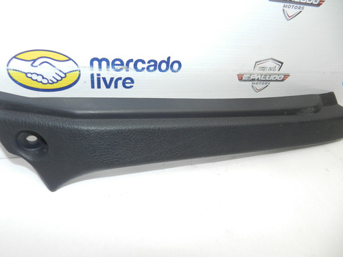 Acabamento Para-brisa Interno Direito Mondeo 1991 A 2001
