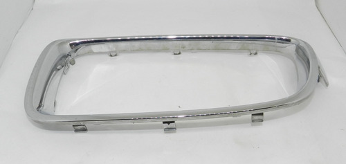 Grade Dianteira Lado Esquerdo Bmw 320 2012 A 2018 18801310