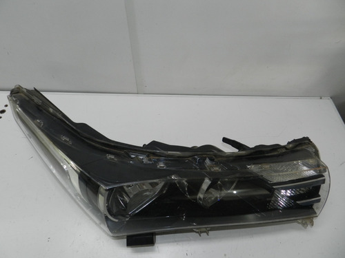 Farol Direito Toyota Corolla 15/17 02313w5w Sem Friso